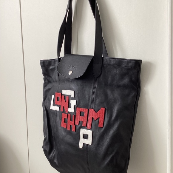 Longchamp Large Le Pliage Logo Leather Tote in Black - Picture 2 of 3